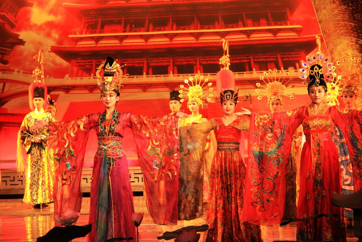 china_private_tour_with_tang_dynasty_show.jpg