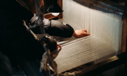 weaving weaving