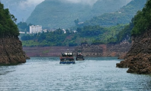 lesser-three-gorges lesser-three-gorges