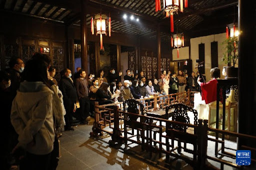 Master-of-the-Nets-Garden-Night-Garden6 Master-of-the-Nets-Garden-Night-Garden6