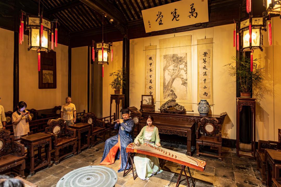 Master-of-the-Nets-Garden-Night-Garden9 Master-of-the-Nets-Garden-Night-Garden9