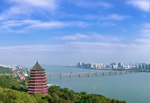 Two Days Suzhou and Hangzhou Heaven Tour by Bullet Train