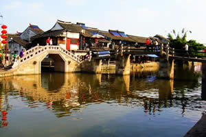 2 Days Suzhou Tongli & Xitang Water Town Discovery Tour