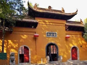 Trips From Shanghai: 3-Day Suzhou Wuxi & Nanjing Tour by Bullet Train