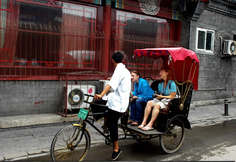 Rickshaw_Ride_in_Suzhou.jpg