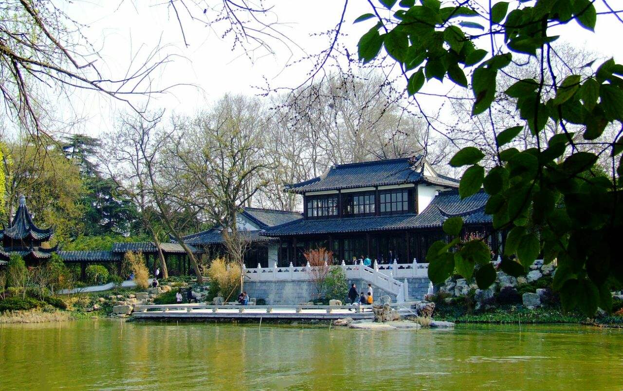 xuanwu_lake2.jpg