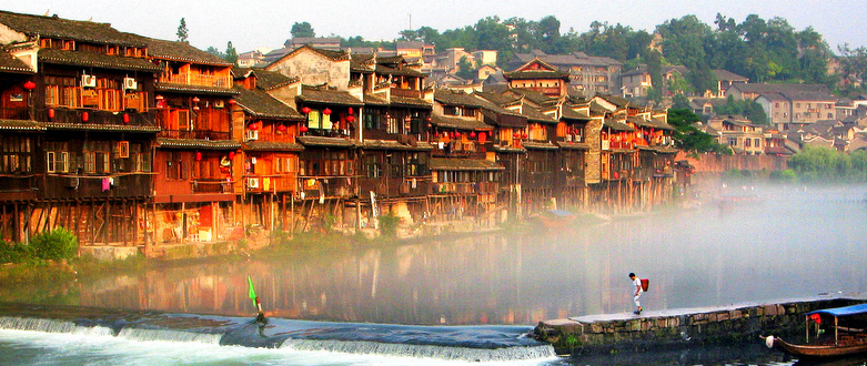 china_private_tour_with_fenghuang_ancient_town.jpg