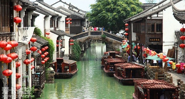 Suzhou_Shantang_Street.jpg