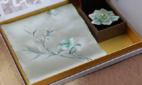 silk-product silk-product