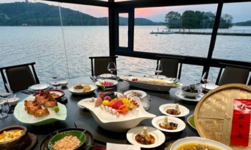 lakeside-dining lakeside-dining